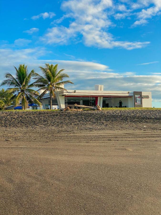 Hotel El Faro Monterrico Exterior photo